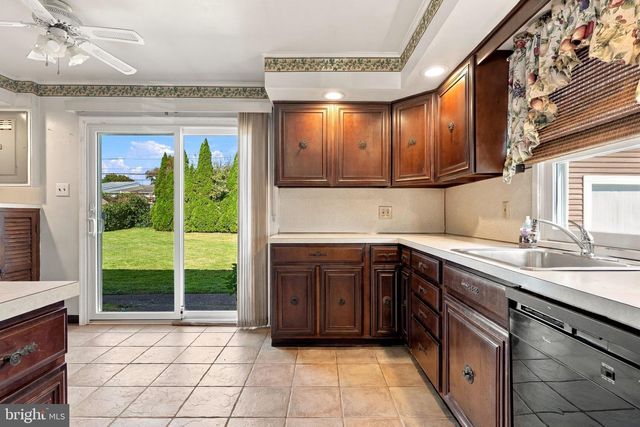 305 ANDOVER RD, Fairless Hills, PA 19030
