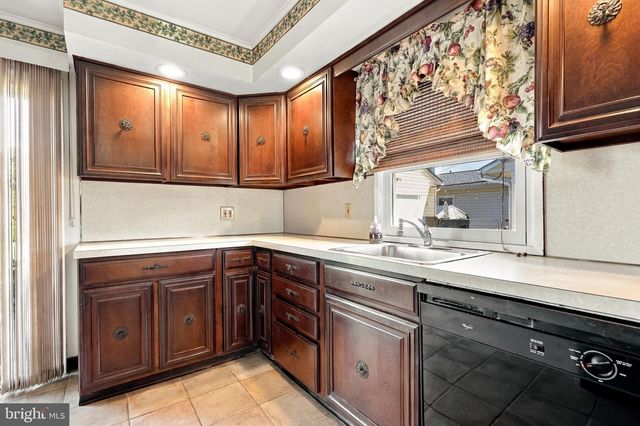 305 ANDOVER RD, Fairless Hills, PA 19030