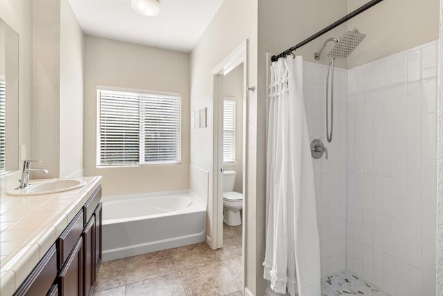 383 Eagle Dr, Ione, CA 95640