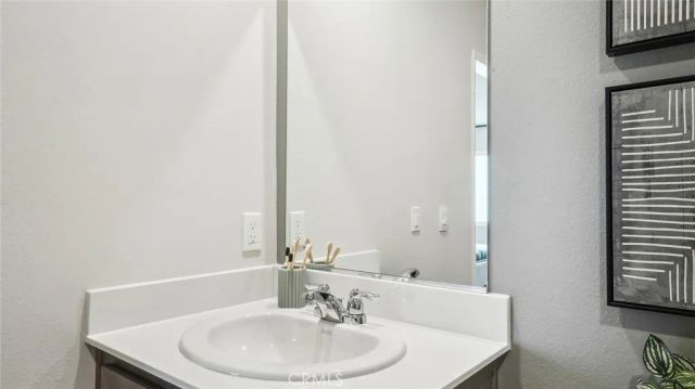 461 Baneberry Place, San Jacinto, CA 92582