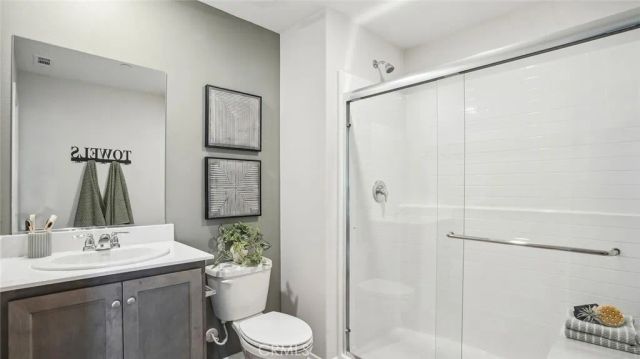 461 Baneberry Place, San Jacinto, CA 92582