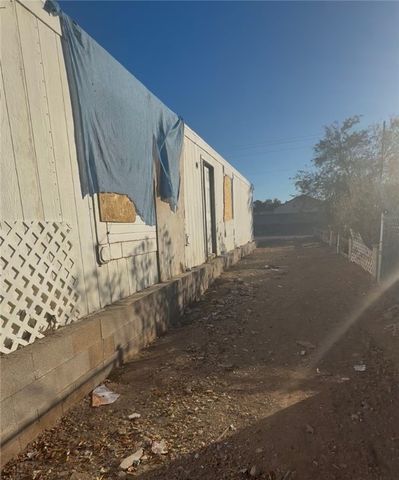 4423 S Calle Del Media, Fort Mohave, AZ 86426