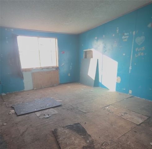 4423 S Calle Del Media, Fort Mohave, AZ 86426