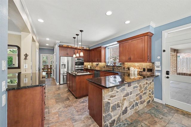 2907 Winding Shore Lane, Katy, TX 77450