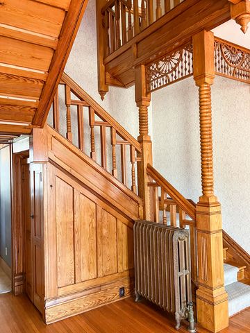 301 S Genesee Street, Morrison, IL 61270