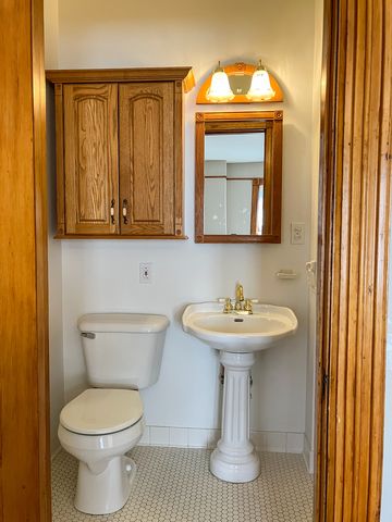 301 S Genesee Street, Morrison, IL 61270