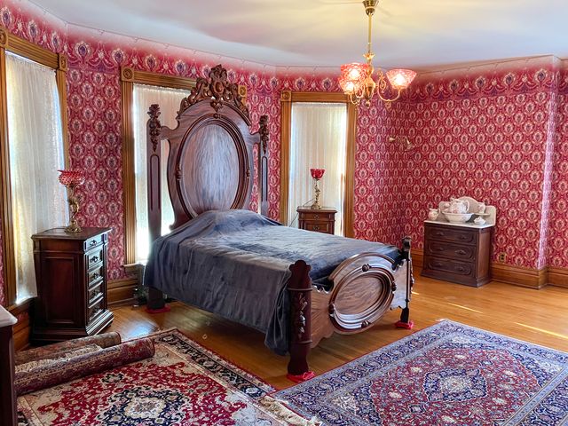 301 S Genesee Street, Morrison, IL 61270