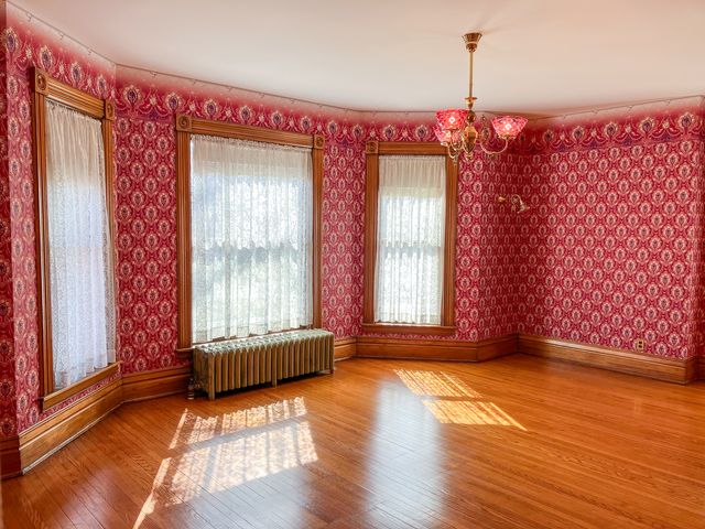 301 S Genesee Street, Morrison, IL 61270