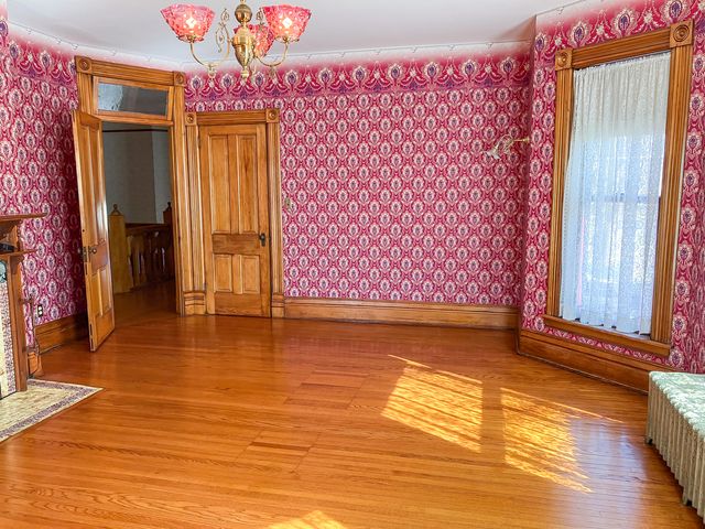 301 S Genesee Street, Morrison, IL 61270