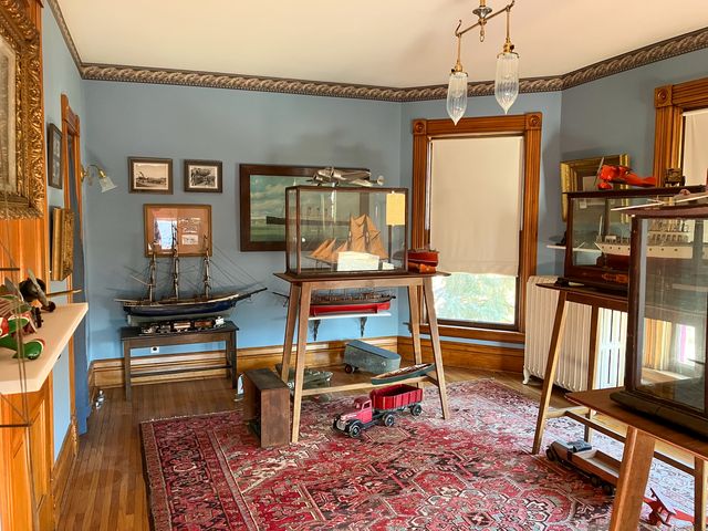 301 S Genesee Street, Morrison, IL 61270