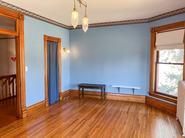 301 S Genesee Street, Morrison, IL 61270