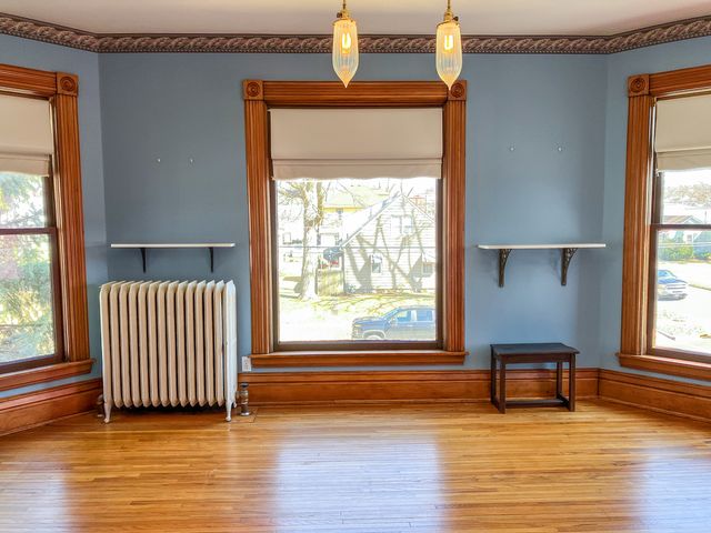 301 S Genesee Street, Morrison, IL 61270