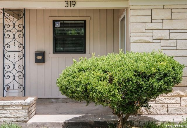 319 Mink, San Antonio, TX 78213