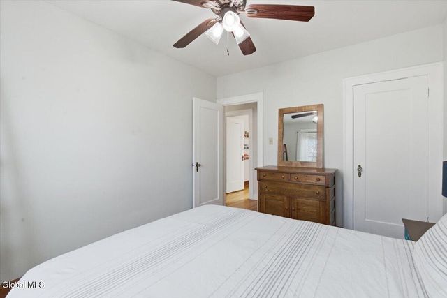 16 Oakwood Street, Albany, NY 12208