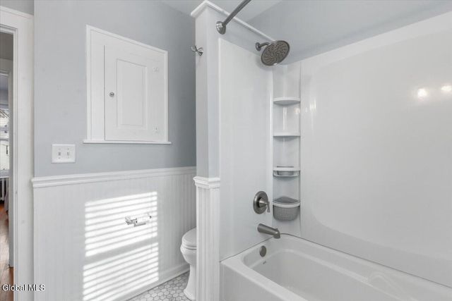 16 Oakwood Street, Albany, NY 12208