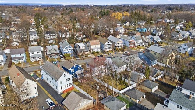 16 Oakwood Street, Albany, NY 12208