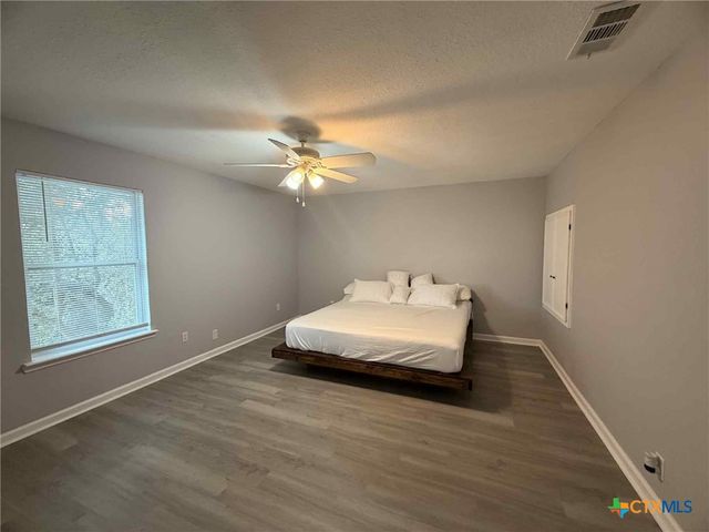 7255 Woodlake Circle, Belton, TX 76513