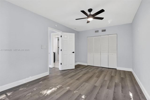 870 NE 144th St, North Miami, FL 33161