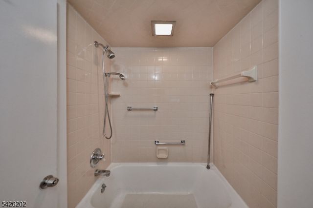 78 Heckman St, Phillipsburg Town, NJ 08865