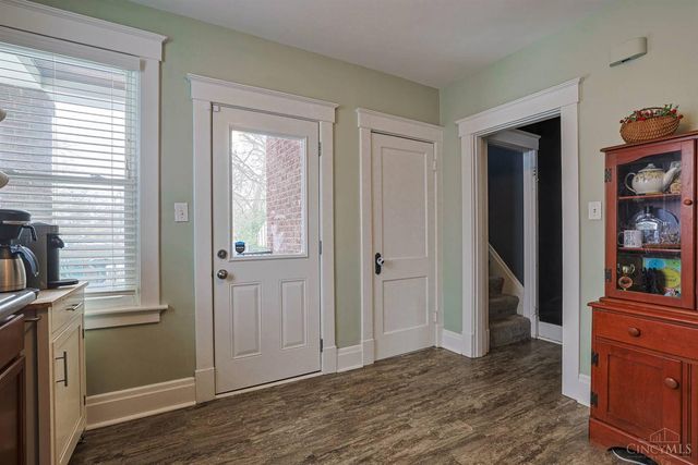 15 Bonham Road, Wyoming, OH 45215