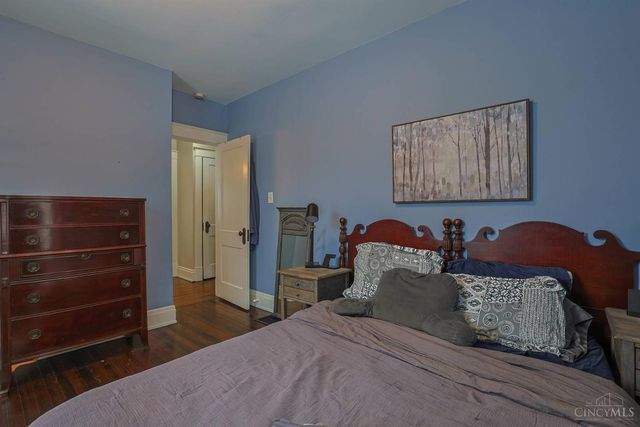 15 Bonham Road, Wyoming, OH 45215