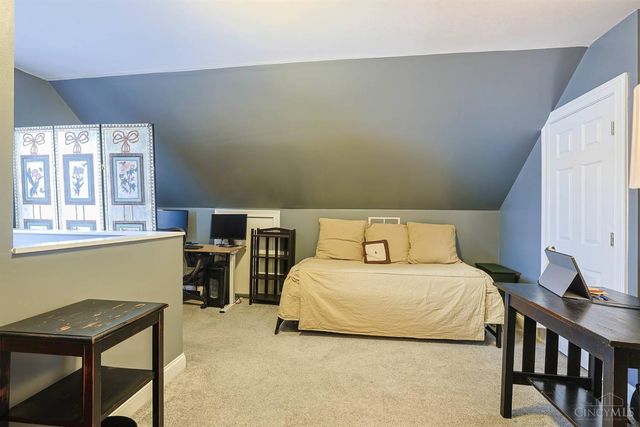 15 Bonham Road, Wyoming, OH 45215