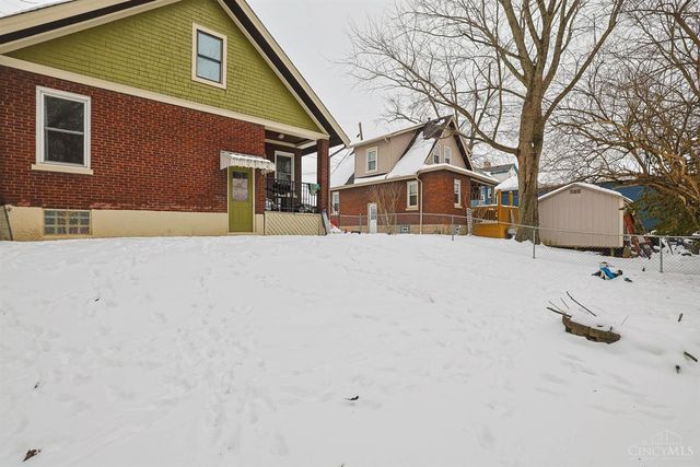 15 Bonham Road, Wyoming, OH 45215