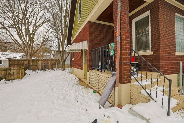 15 Bonham Road, Wyoming, OH 45215