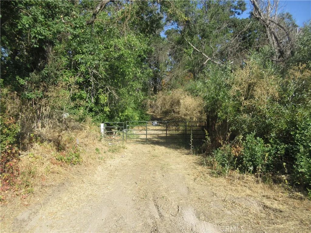 3485 E Highland Springs, Lakeport, CA 95453