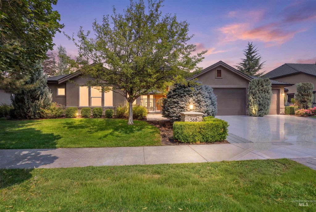 568 E Lakebrook Lane, Eagle, ID 83616 photo 2