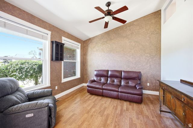 562 W 1400 N, West Bountiful, UT 84087
