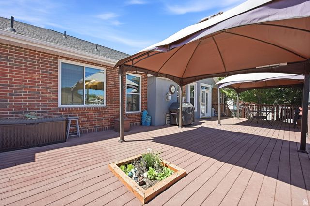 562 W 1400 N, West Bountiful, UT 84087