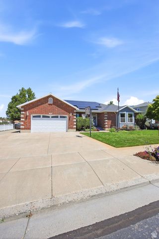 562 W 1400 N, West Bountiful, UT 84087