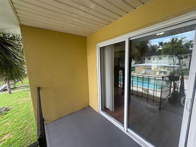 2800 E 113TH AVENUE B1204, Tampa, FL 33612