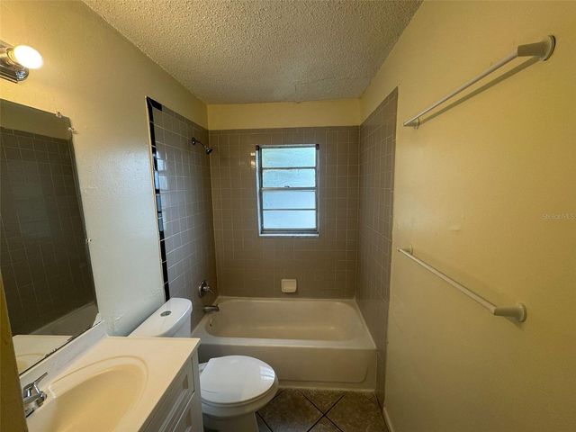 2800 E 113TH AVENUE B1204, Tampa, FL 33612