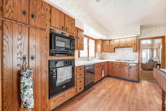 194 Joliet Road, Valparaiso, IN 46385