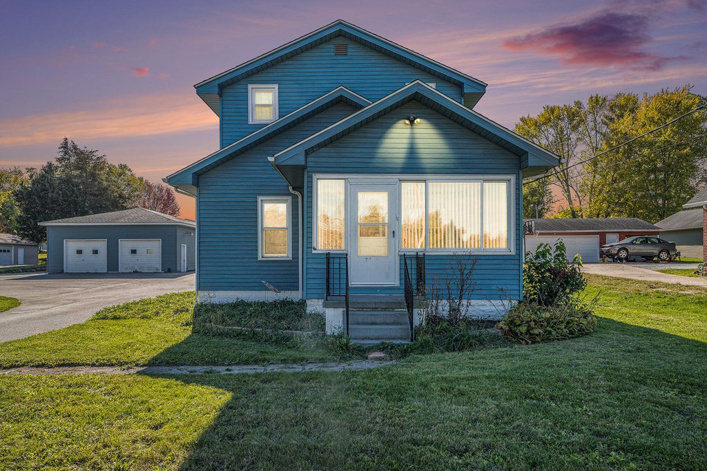 194 Joliet Road, Valparaiso, IN 46385