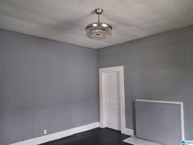 1510 AVENUE G, Birmingham, AL 35218