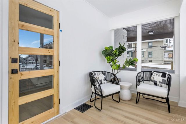 5033 Wesley Avenue, Norwood, OH 45212