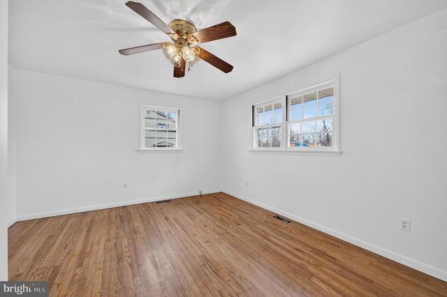 12 MAIN S, Quinton, NJ 08072