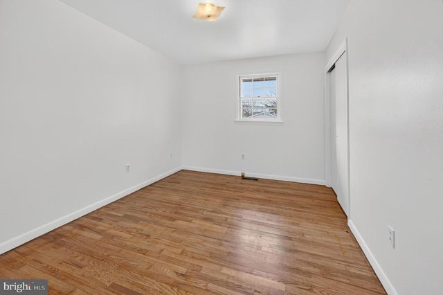 12 MAIN S, Quinton, NJ 08072