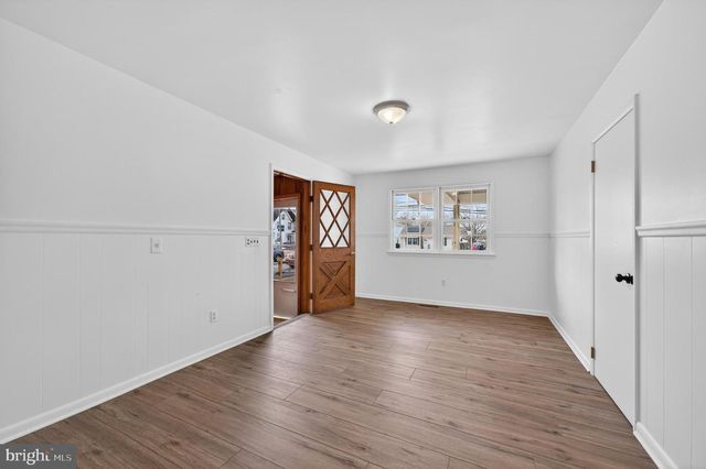 12 MAIN S, Quinton, NJ 08072