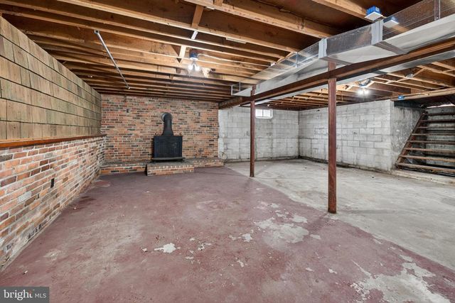 12 MAIN S, Quinton, NJ 08072