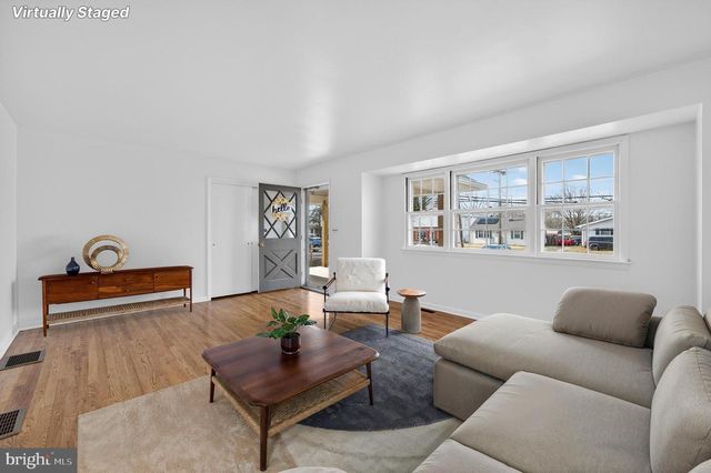 12 MAIN S, Quinton, NJ 08072