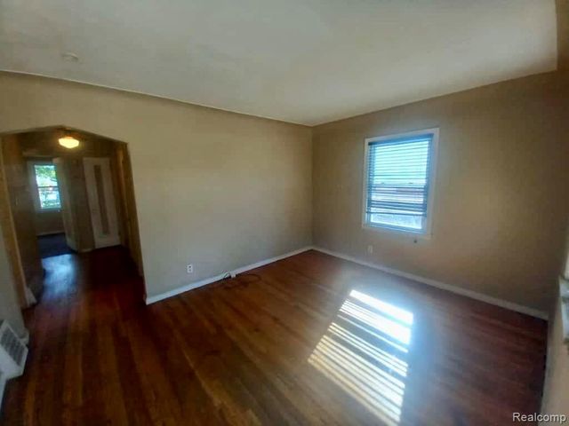 19758 Prairie Street, Detroit, MI 48221