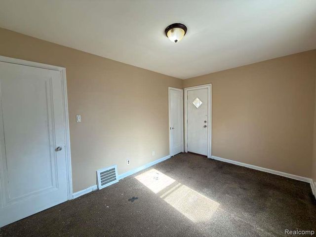 19758 Prairie Street, Detroit, MI 48221
