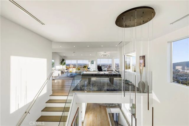 180 Aspen Oak, Glendale, CA 91207
