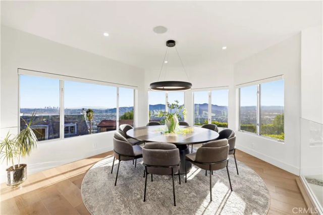 180 Aspen Oak, Glendale, CA 91207