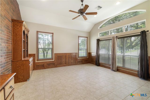 123 Northwood Drive, Cuero, TX 77954