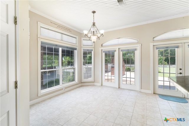 123 Northwood Drive, Cuero, TX 77954